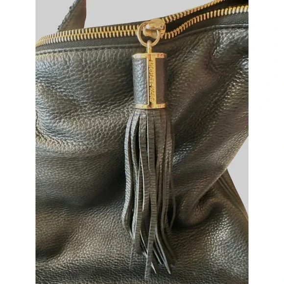 Michael Kors Bedford Large Hobo Black Pebbled Leather‎ Classic Gold Hardware - Picture 4 of 6